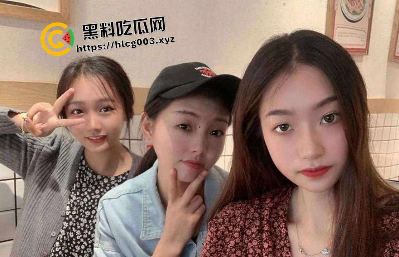 河南极品幼师的反差一面 白天教小孩子好好做人 晚上在床上风骚当狗 反差婊本婊-5