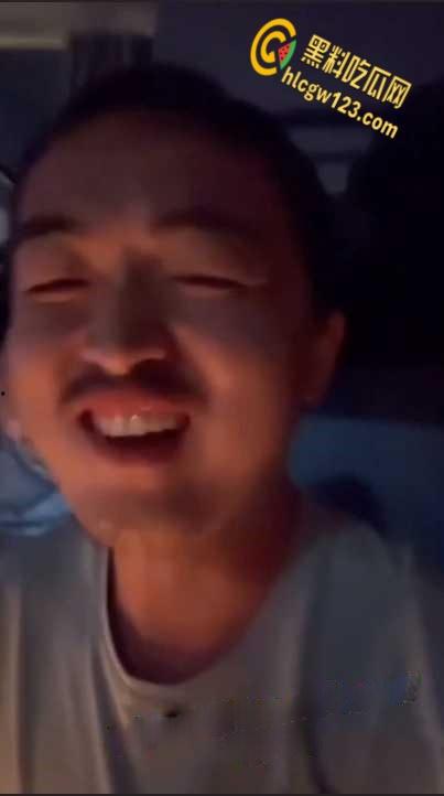 男体盛宴狂欢夜!猛男肌肉碰撞,淫乱炸裂我下巴都惊呆了!-5