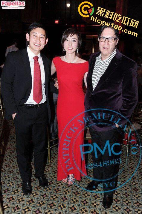 美国高盛副总裁千金【王佳怡】,口爆捅到胃里、吸蛋舔屁眼、精液洗脸重口色情影片流出-4