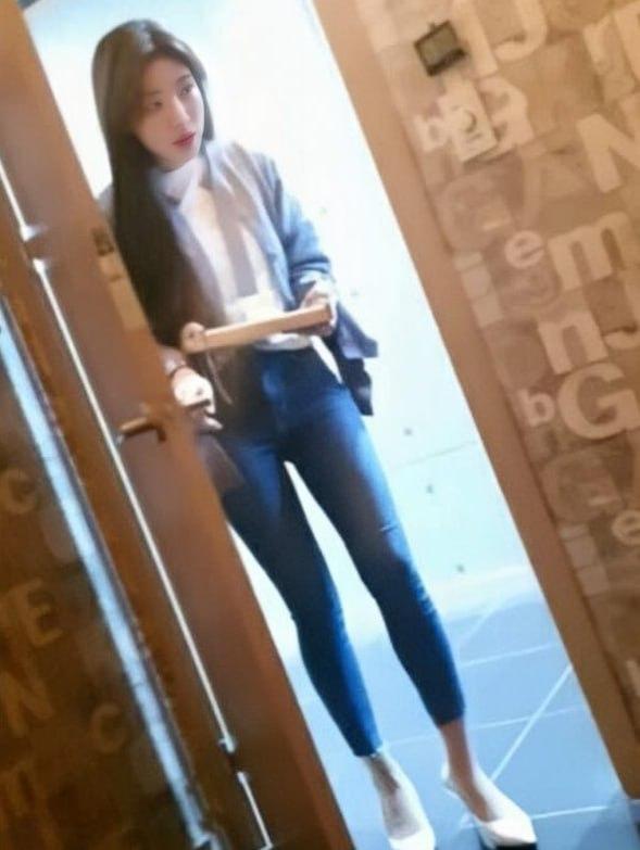 韩国仔冒死偷拍 首尔江南口爆店的美女们-8