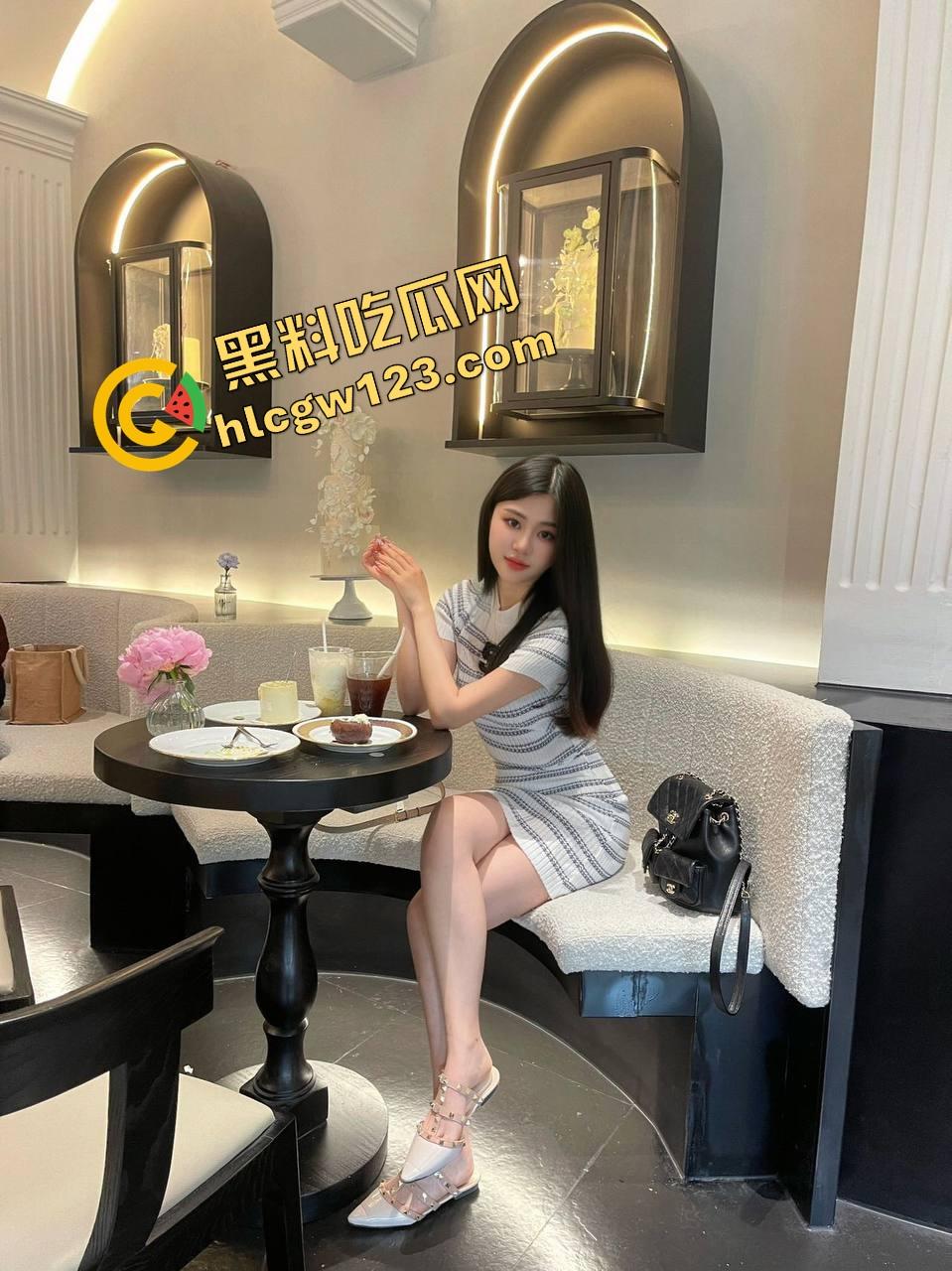 杜蕾斯YYDS，女主播直播授课教你精准插入，卖套顺便上插入技巧教学，全程不提套但句句不离套！-3