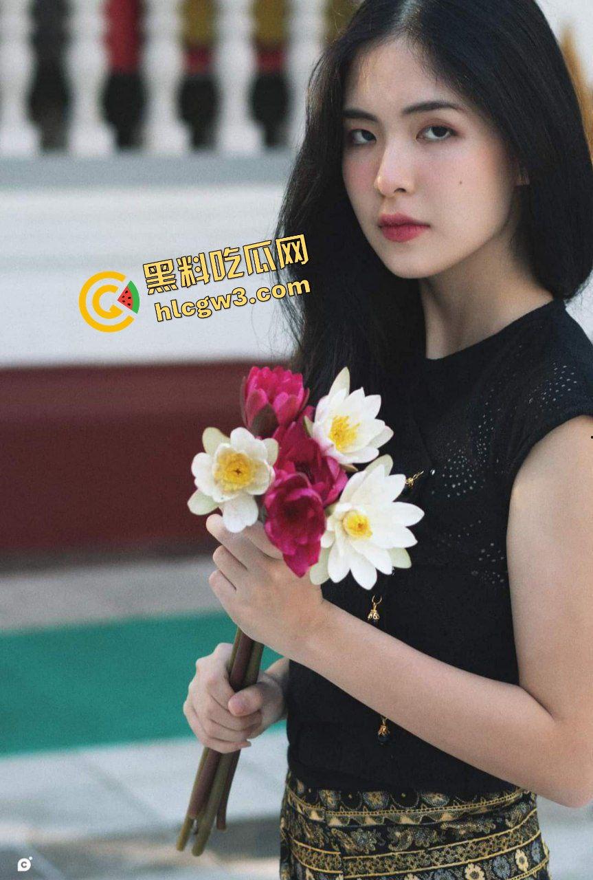 上海反差混血女韩国留学生『林婉怡』交往洋屌男友 饥渴做爱惨遭曝光!独家流出!-7