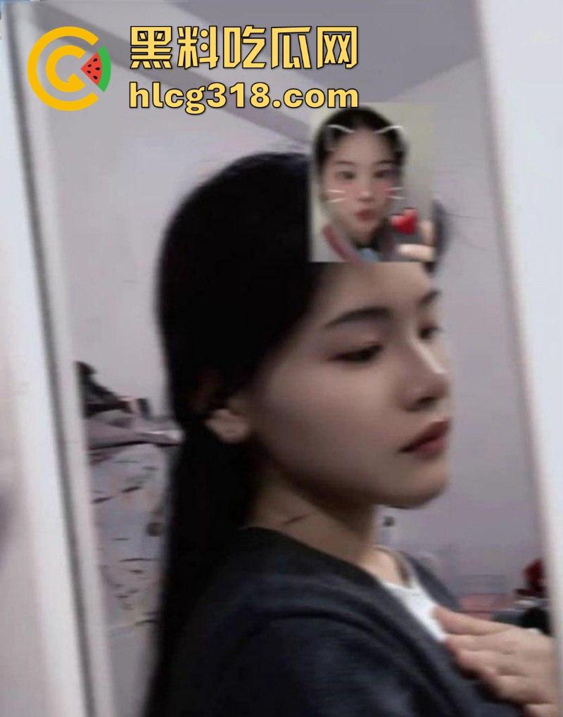 广东城建职业技术学院【李思洁】高颜值巨乳反差婊 粉乳嫩穴曲线火辣,肥臀美乳性瘾极强。-3