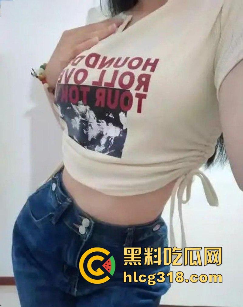 广东城建职业技术学院【李思洁】高颜值巨乳反差婊 粉乳嫩穴曲线火辣,肥臀美乳性瘾极强。-4