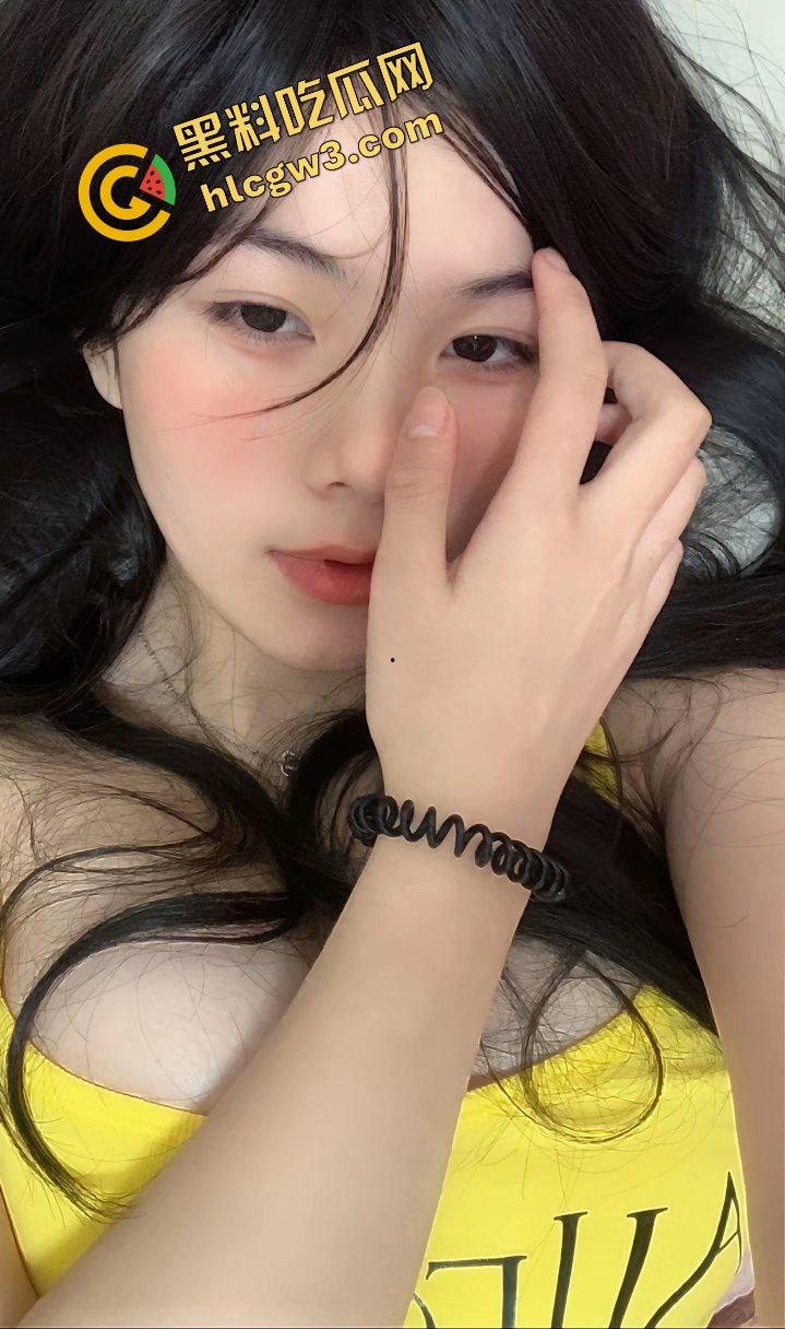 湖南化工职业学院细腰蜜臀肉便器『周铃瑜』多金男友JK制服爆插粉逼 激情四射!独家曝光流出!-6