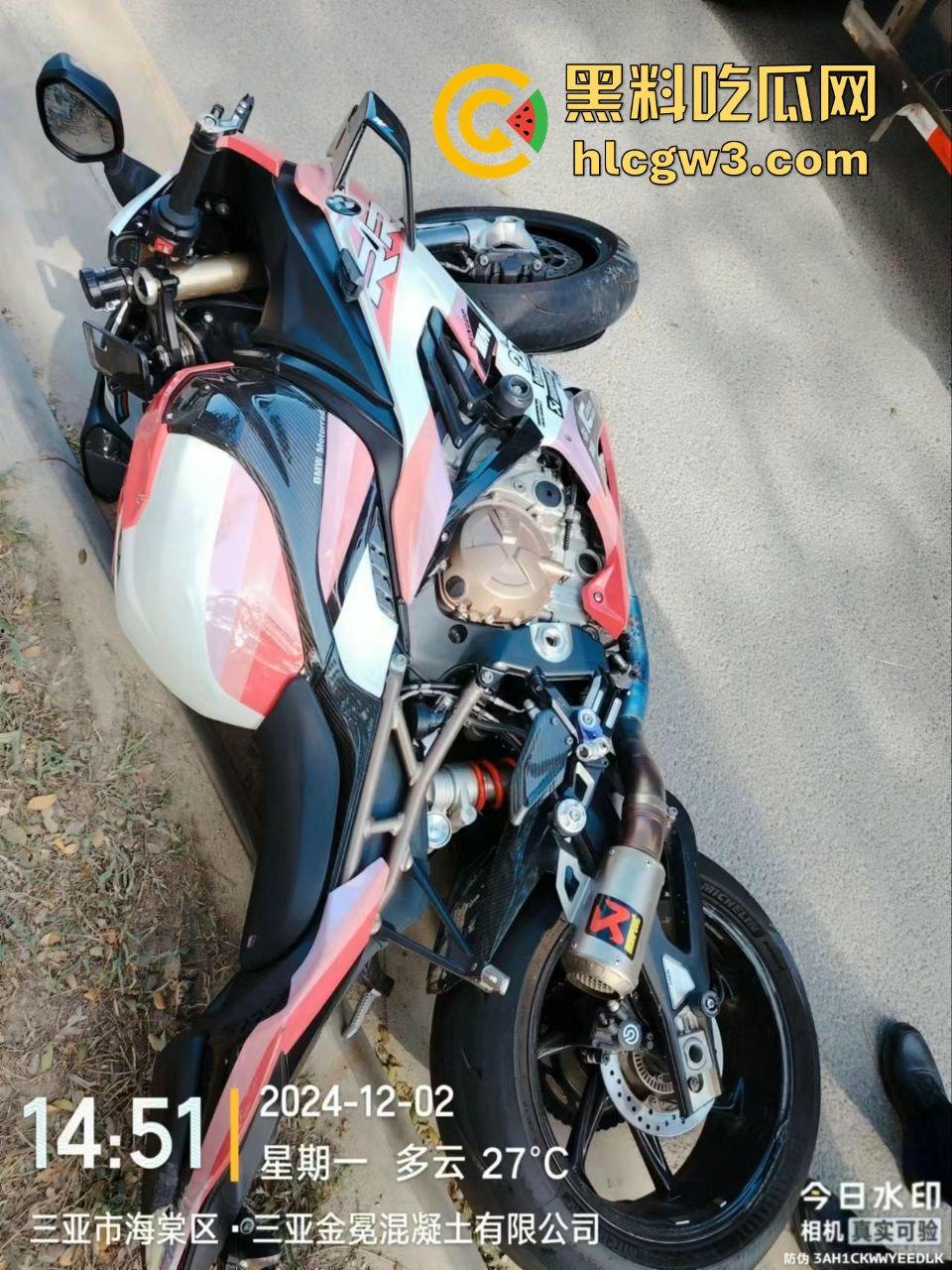 19岁网红女骑手【万小橘】三亚车祸离世，朋友说距离她的20岁生日只差几天！-2