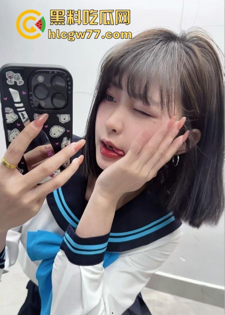 抖音14w粉丝网红【公主电闪】私密视频照片流出 卖片哥的评论都被删完了 女上骑乘超熟练!-12