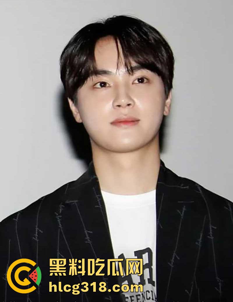 韩国男团THEBOYZ成员【周鹤年】，约炮退役AV女优明日花绮罗，背着男友偷偷约会，激情啪啪超淫荡！-10