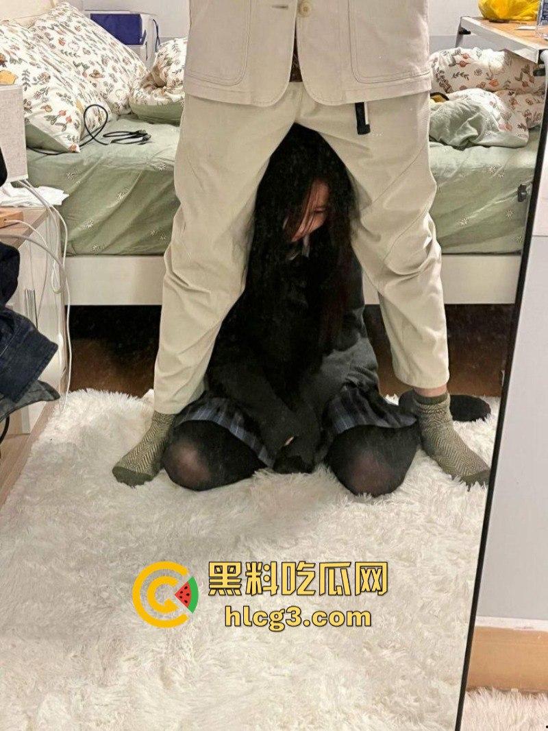 推特金主【采花小盗】让大学实习生女友各种口活 学母狗爬行 用圣水洗头洗脸毫无下限！-40