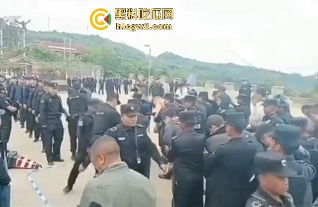 佤邦大动作当阳园区被一锅端  七百余人押解至永和口岸移交东大 场面堪比大片！-7
