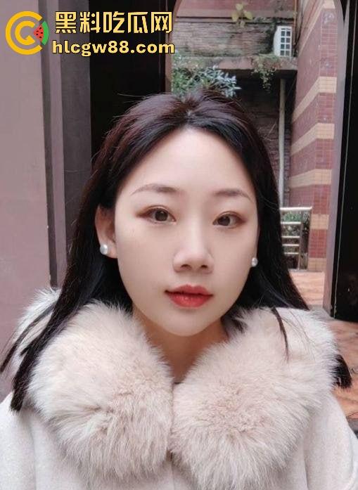 南宁小学骚货老师【刘悦湖】被校长开发的贱母狗，被操得嗷嗷叫爸爸，开发得顺风顺水！-2