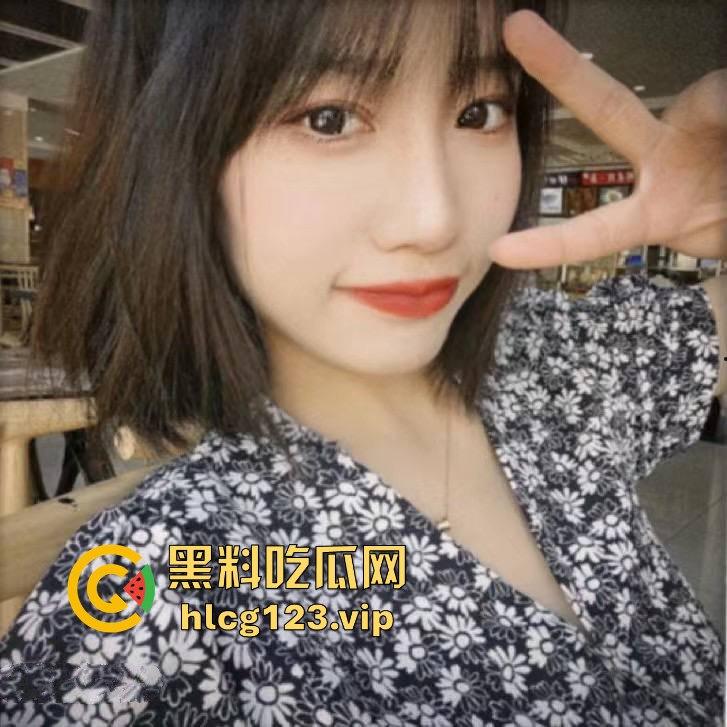 汕头大学约炮门！05年肉丝小学妹被体育生狂插，甜美叫声勾魂，男友干不动的被学长操翻！-1