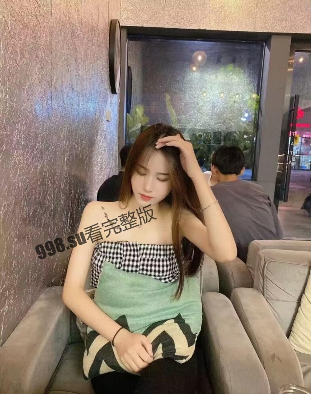 标题 云盘泄密！超精品泄密高颜值反差 上海剑桥学院美女大学生薛翊宁 性爱图影泄密流出-4