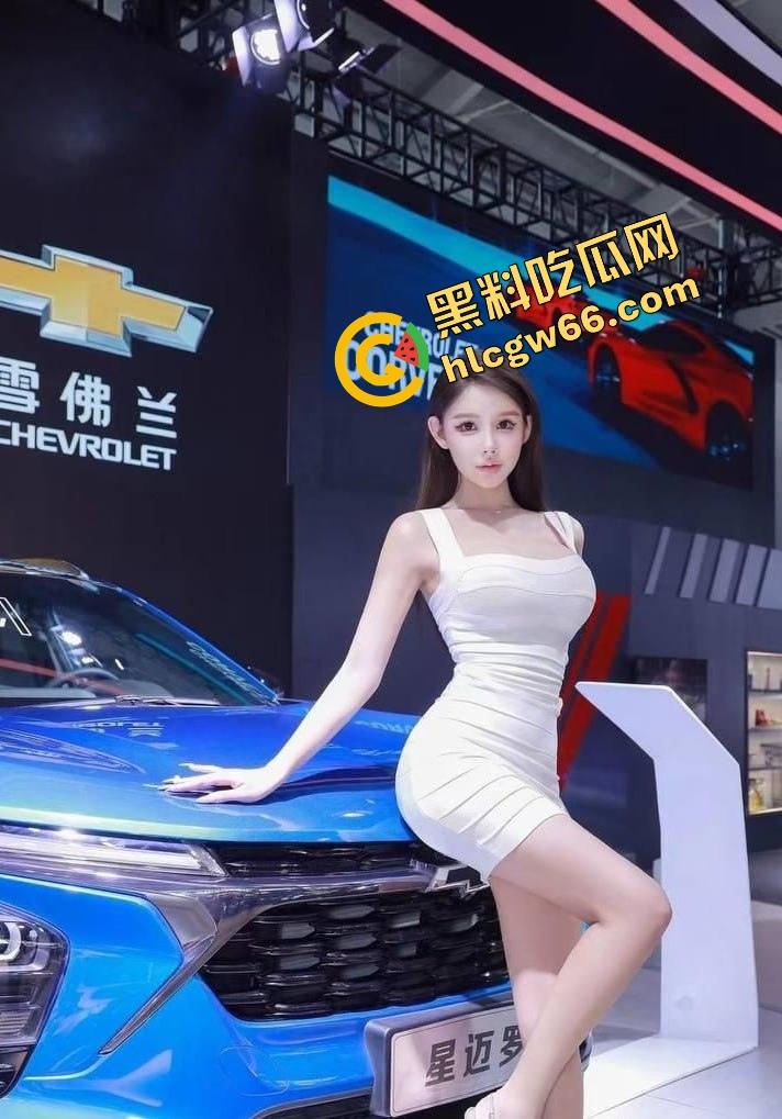 南京变性骚货COCO私密视频疯传！靠潜规则当车模，专爱男人内射小骚穴，变完性浪得更贱！-5