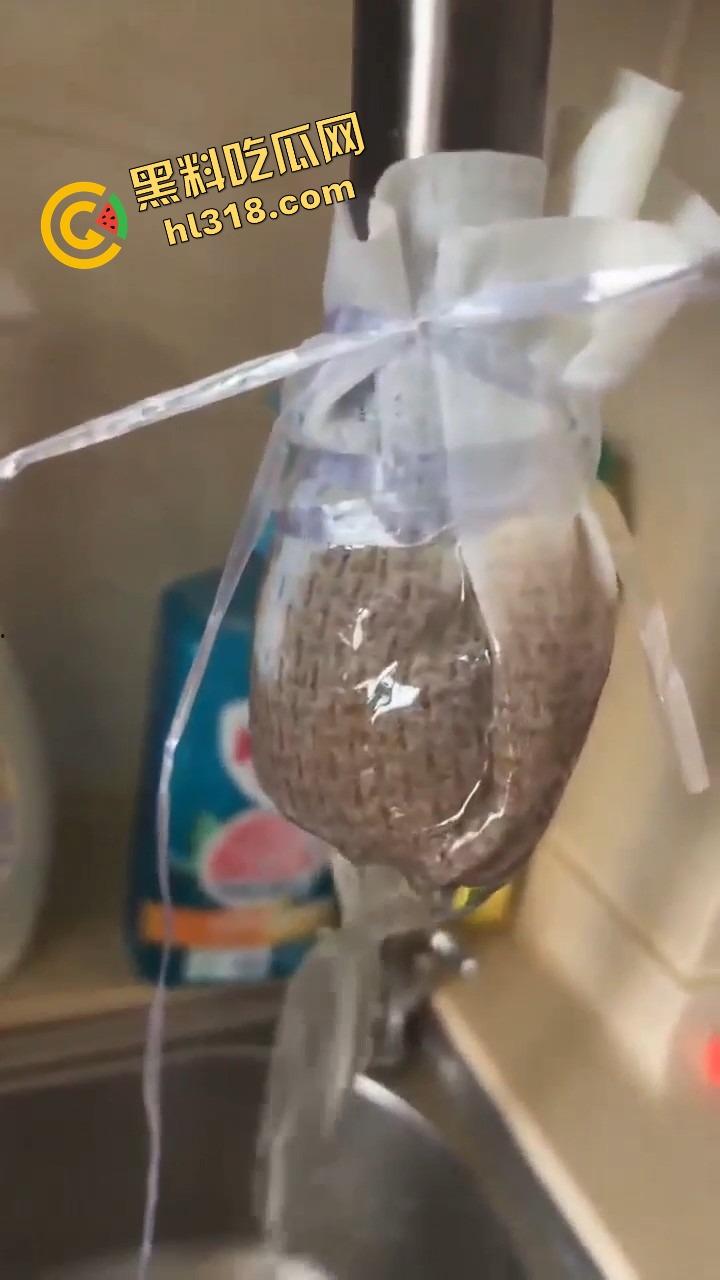 杭州余杭区自来水一夜变屎汤，老百姓刷牙直接口对口传承，做饭一锅屎，洗澡原地泥浆浴！-15