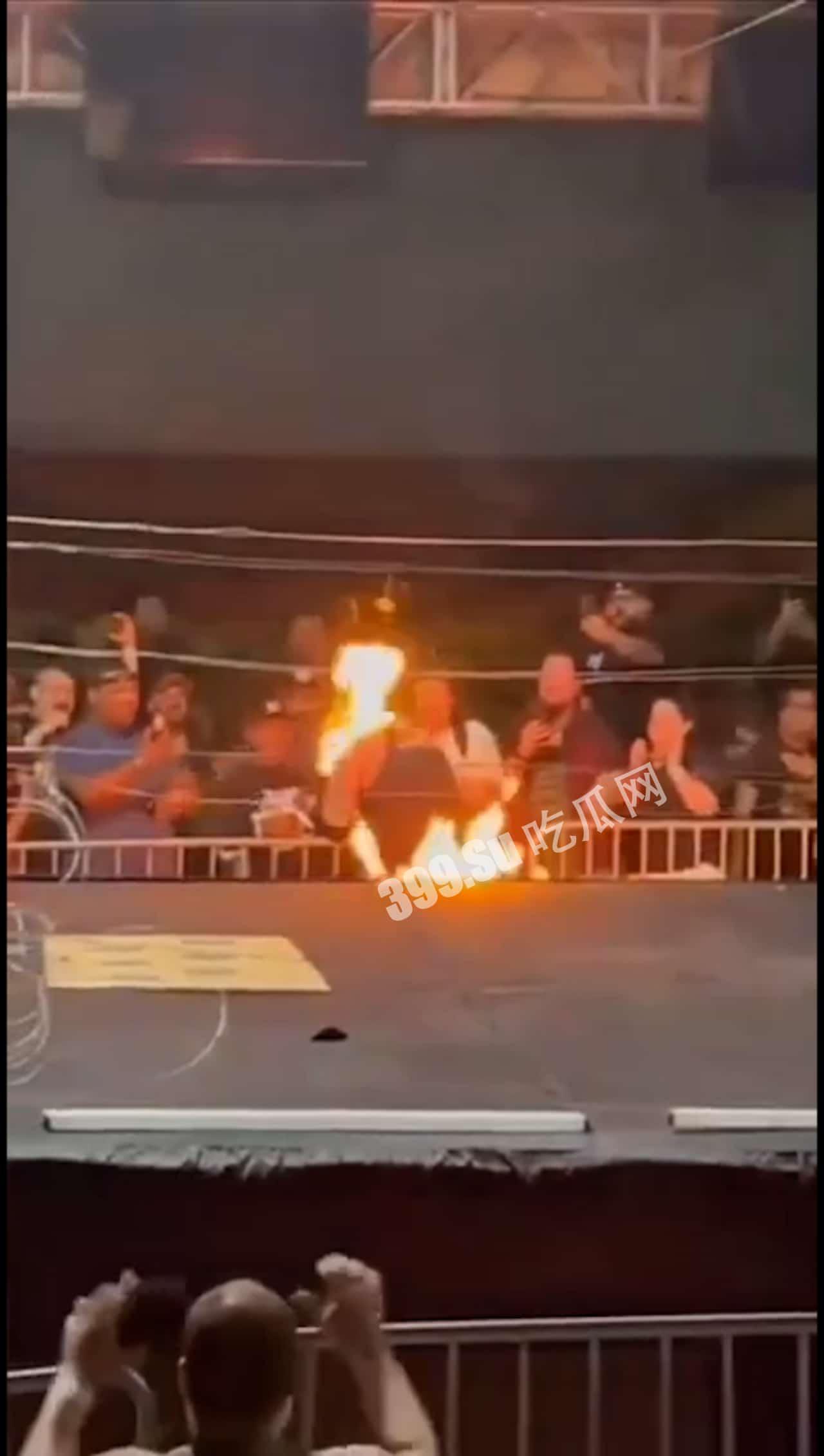 #意外 #坠楼 #车祸 #捉奸 #合集 只能感叹人世无常  不作死就不会死-4