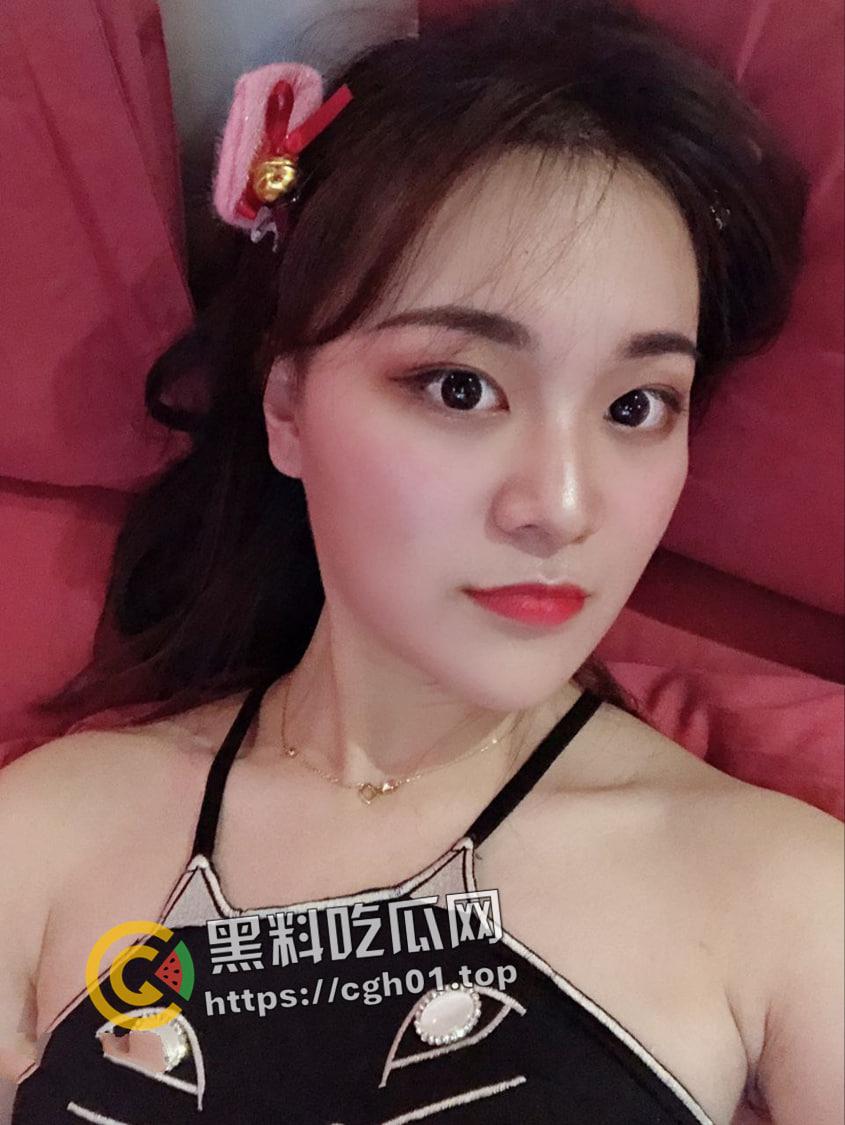 合肥舞蹈老师【田媛】穿着情趣内衣送小孩上学完就去打炮  被舞伴架起来操 私密视频被丈夫流出-1