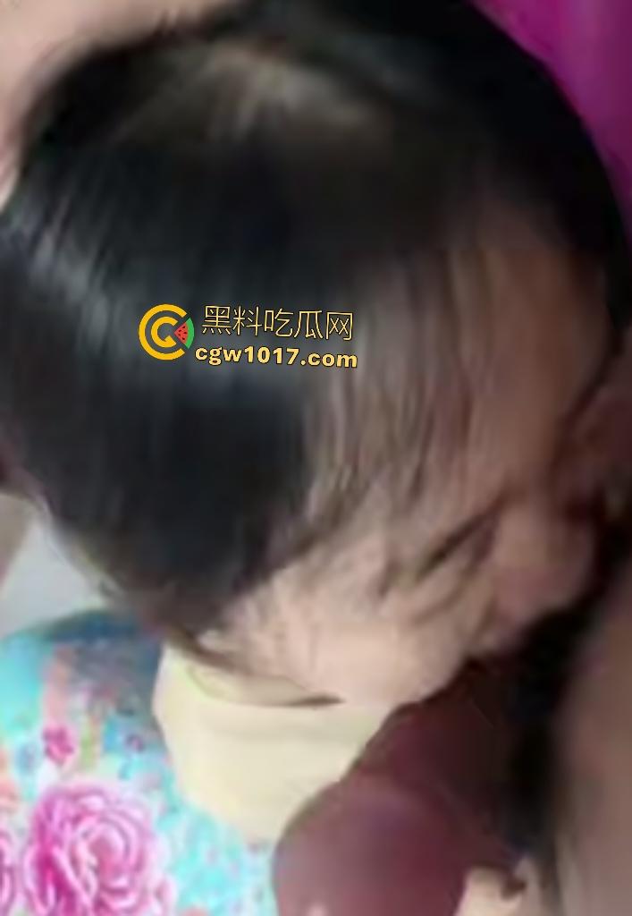 北京舞蹈学院女神【兰澜】，貌美如花反差婊，戴前男友眼罩给金主深喉口交，生活照甜美床上骚浪太反差了！-2