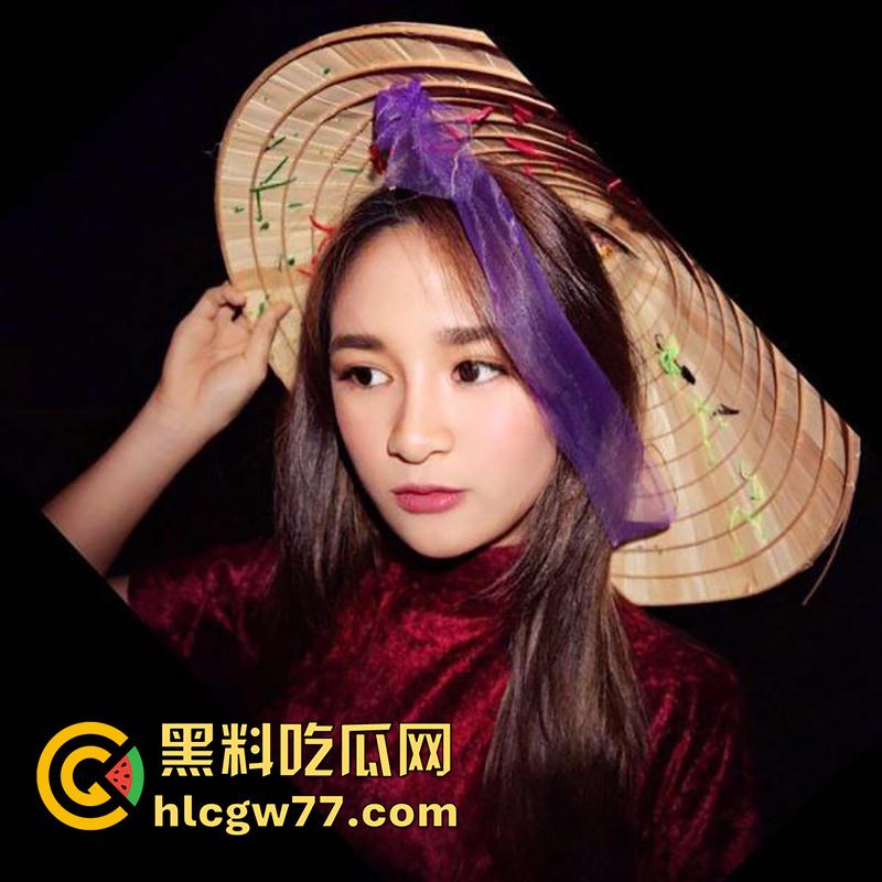 泰国劲爆双飞事件，极品身材学生妹合体卖淫，一顿饭钱就能体验，自拍视频流出！-2