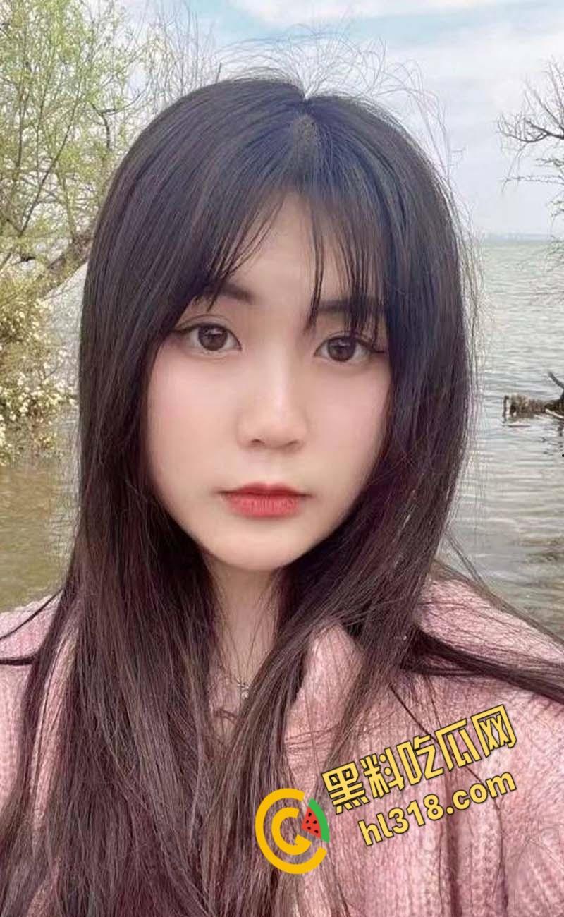 宜宾厥溪镇渣女【谢欣芮】，背叛男友酒店约炮，金主主打一个调教性爱，爽到高潮娇喘抽搐，全程浪叫不断！-2