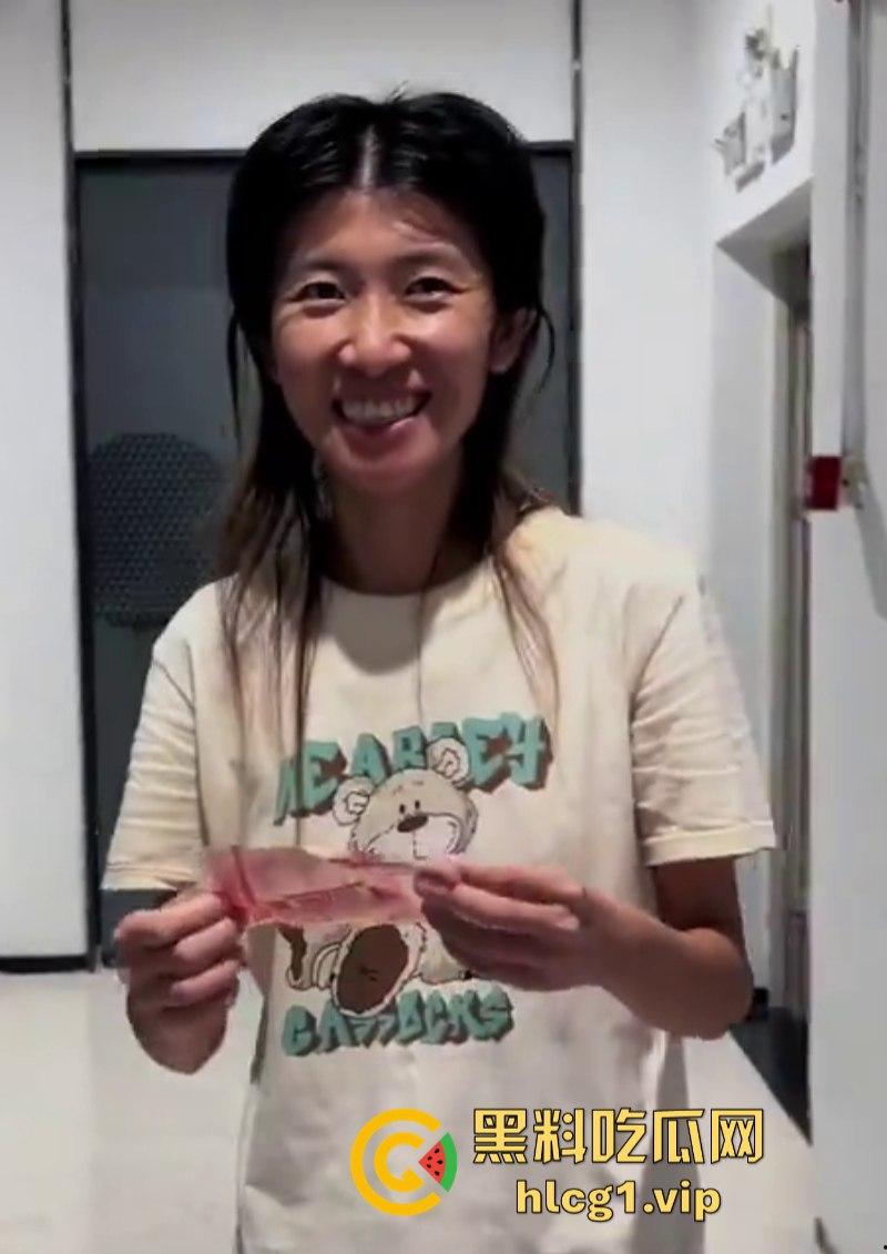 三和女大神差点没有饿死在深圳！博主“涛哥”采访了一位露宿街头的女大神！-3