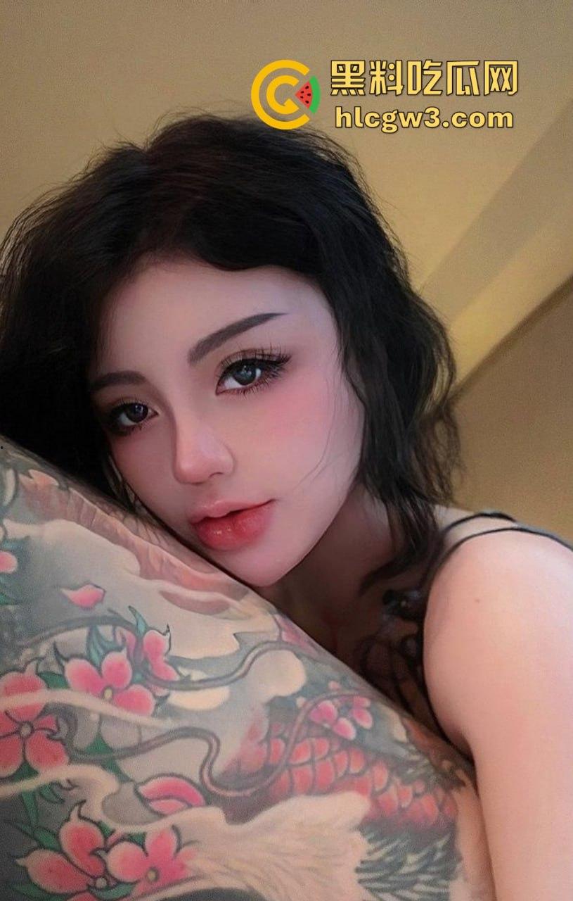 巨乳肥臀尤物『姨姨』彻底放飞自我 推出一比一倒模飞机杯，巨乳肉感鲍鱼紧致全面还原，粉丝撸到钱包瘪！-2