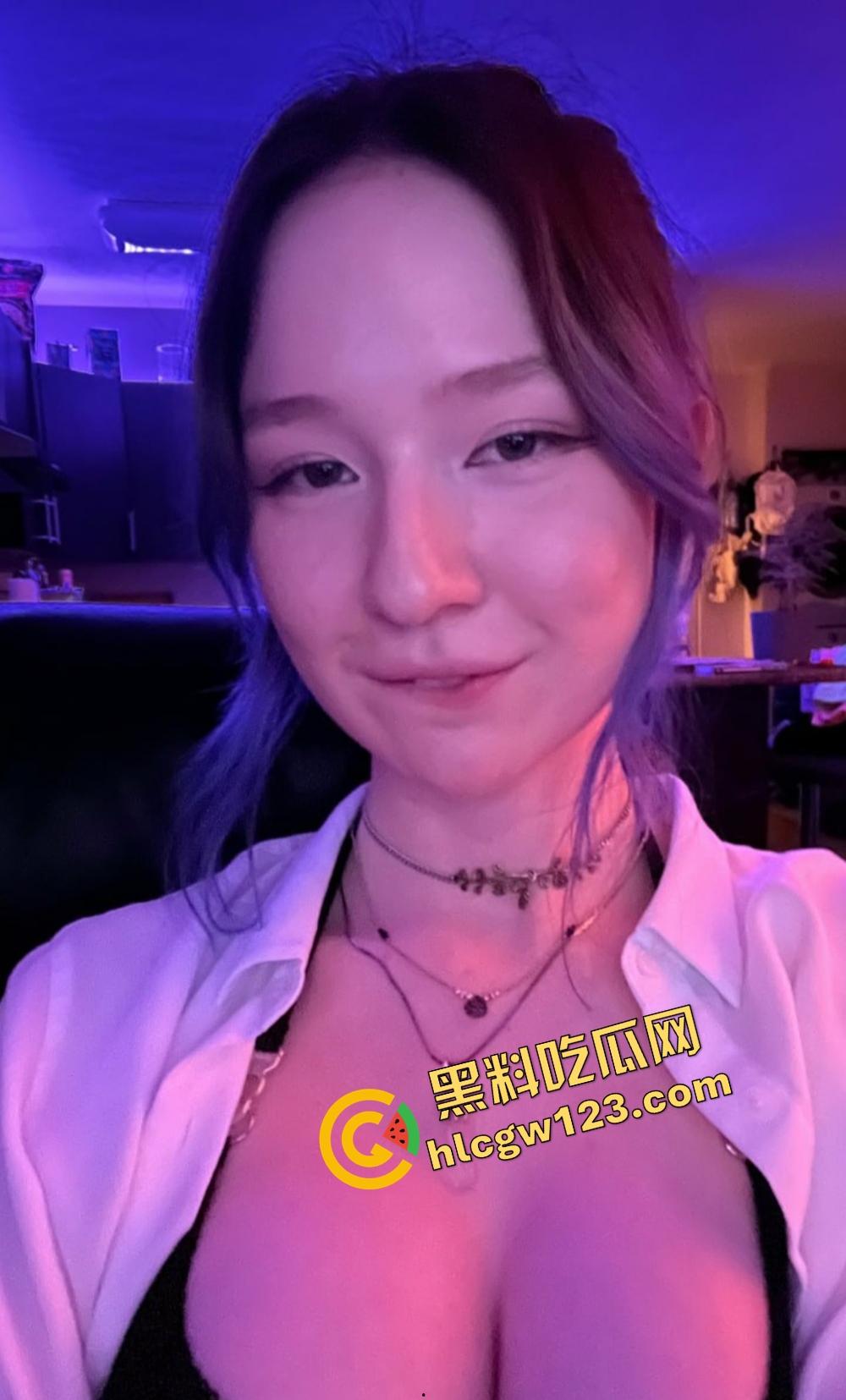 渭南骚妇胸口奶浪翻涌、逼水狂喷像高压水枪，衣服湿成透明避孕套，干到一半被她儿子撞见！-10