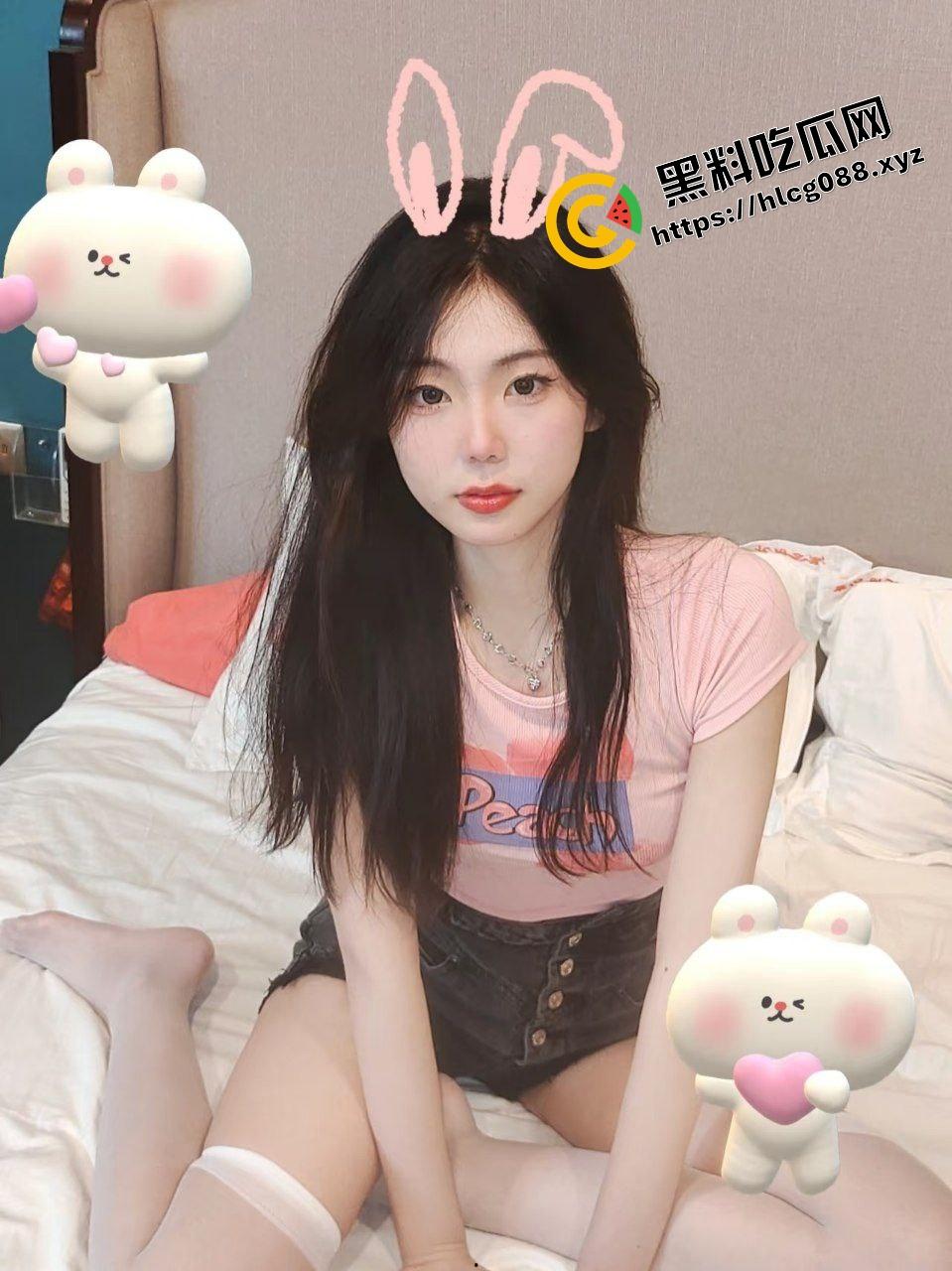 主人各种调教理工学院女学生，线上网调聊骚认错跪地磕头认罪，线下像狗一样牵着SM爬行！-2