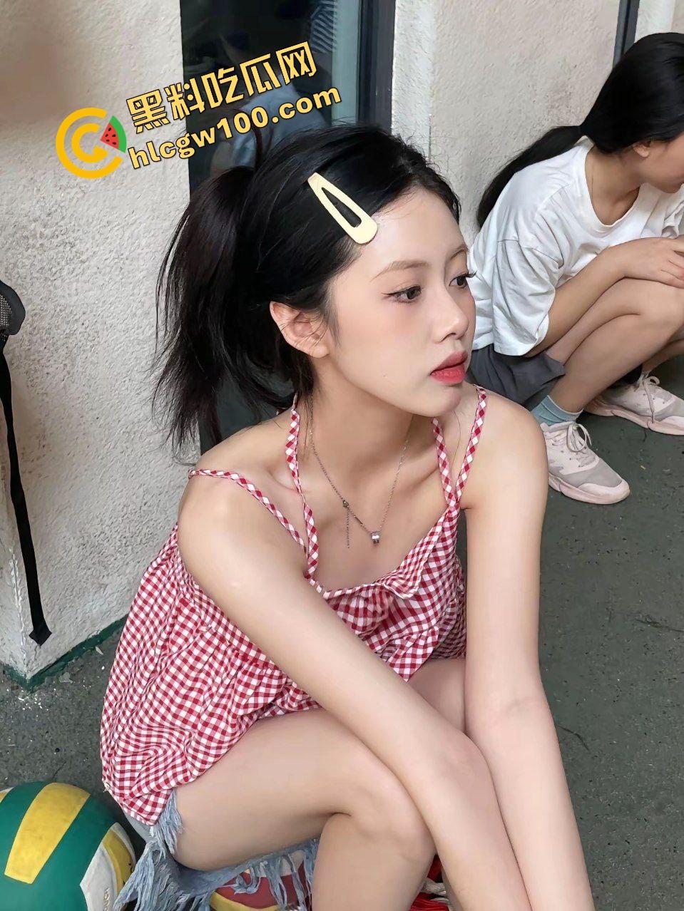 四川文理学院下海眼镜妹【宋书铃】兼职约炮大哥，后入直插塞满爆菊！独家曝光流出！-3