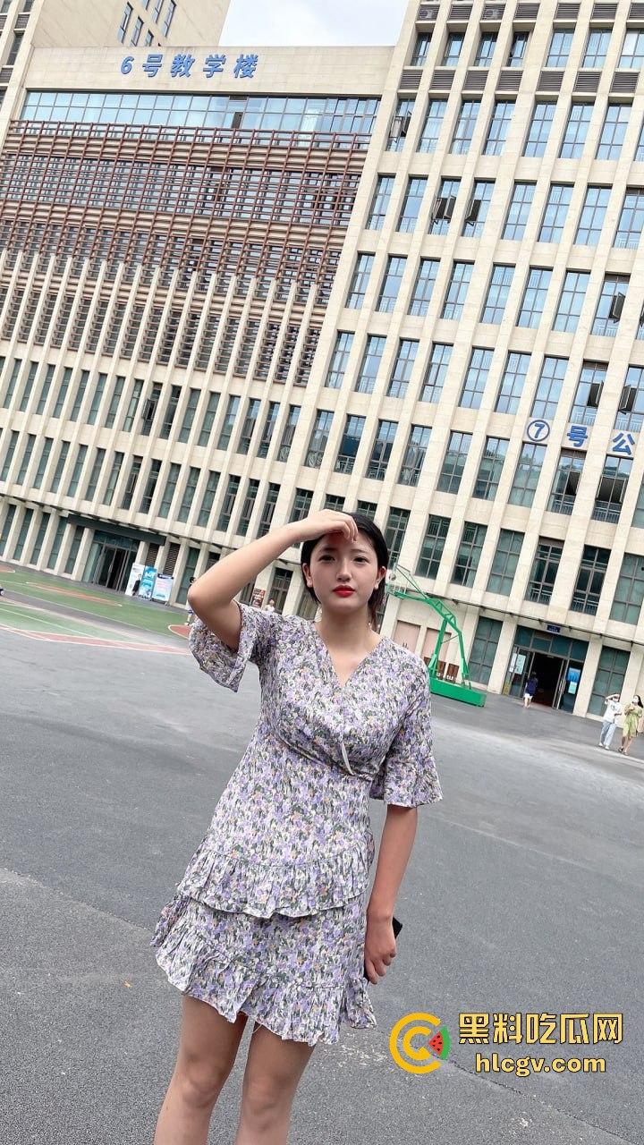 重庆航天职业技术学院班花『黄欣弦』被玩弄调教视频流出！敏感体质高潮痉挛，淫叫不断直呼受不了！-3