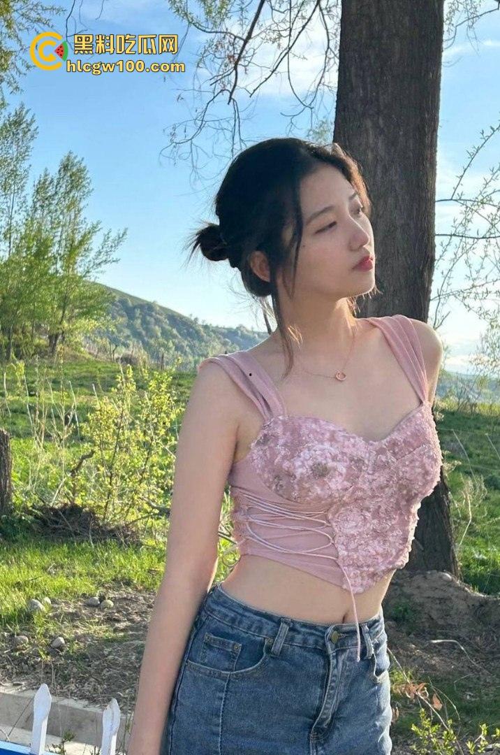 宁波诺丁汉大学大二【孙甜甜】寒假放飞自我，新学姿势直接实操，小腰扭得贼溜！-3