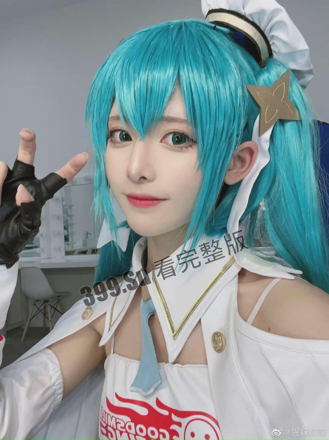 #抖音 #微博 #腥味猫罐 知名COSER腥味猫罐动漫节被偷拍裙底事件-7