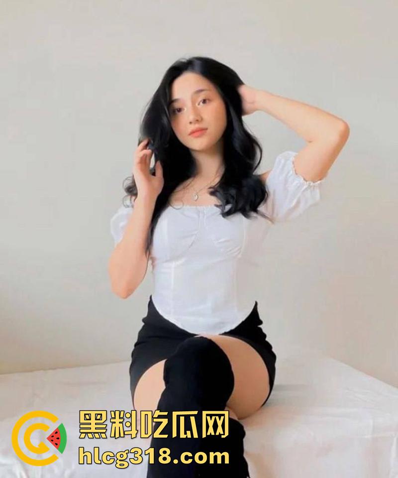 Titok170万粉网红【JULSbraba】,顶级御姐超美女神下海,被金主爆操后入撞击,音声超好听!-2