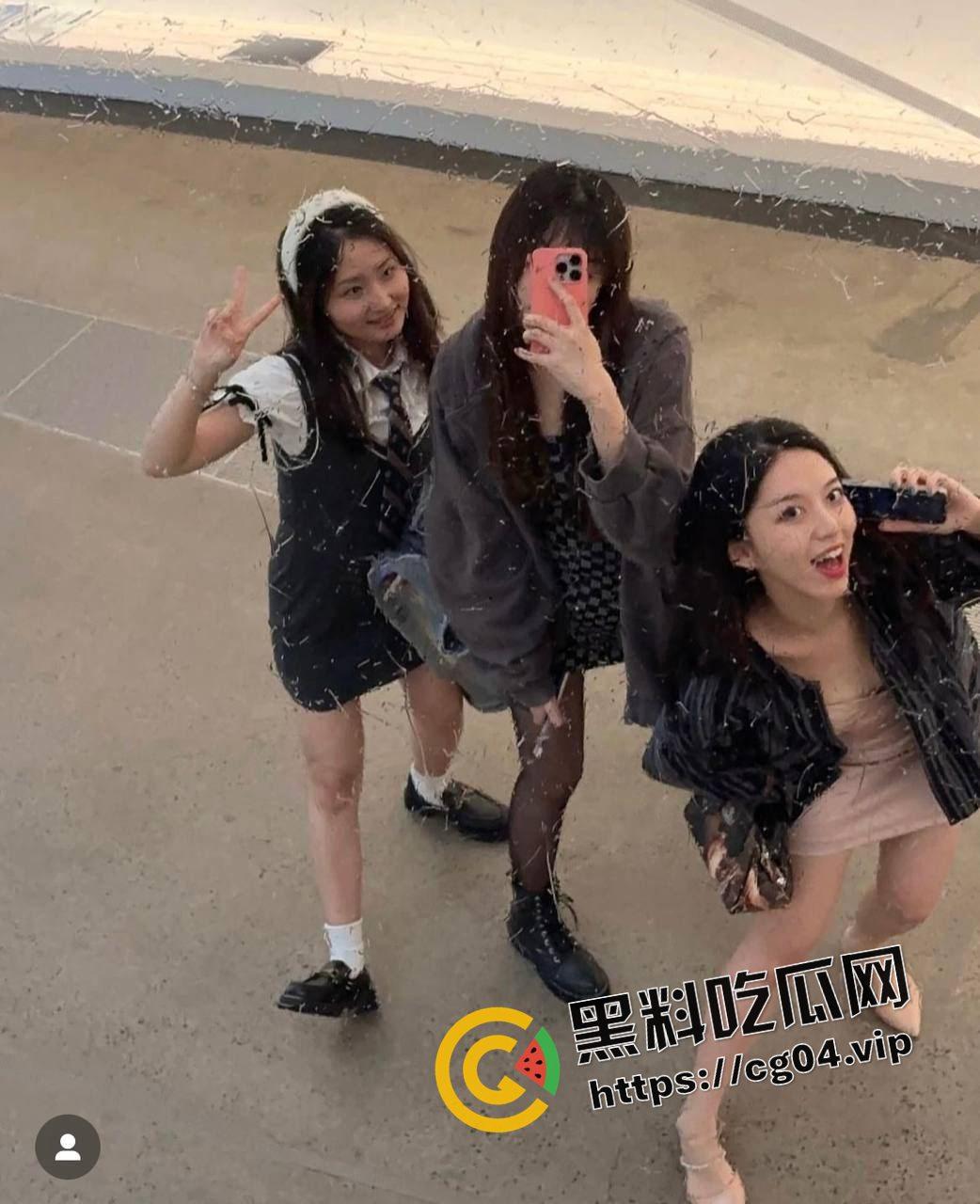 陕西西安媚黑母狗【王彦纯】 跨年夜被灌醉下药给黑人轮奸当性奴-5