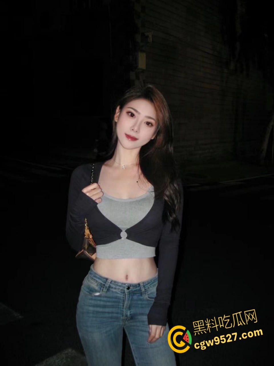 小仙女自爆约炮成都男模，被无套内射操出炎症，逼都被干坏了，连400块钱的医疗费都给不起，傻白甜真多 ！-8