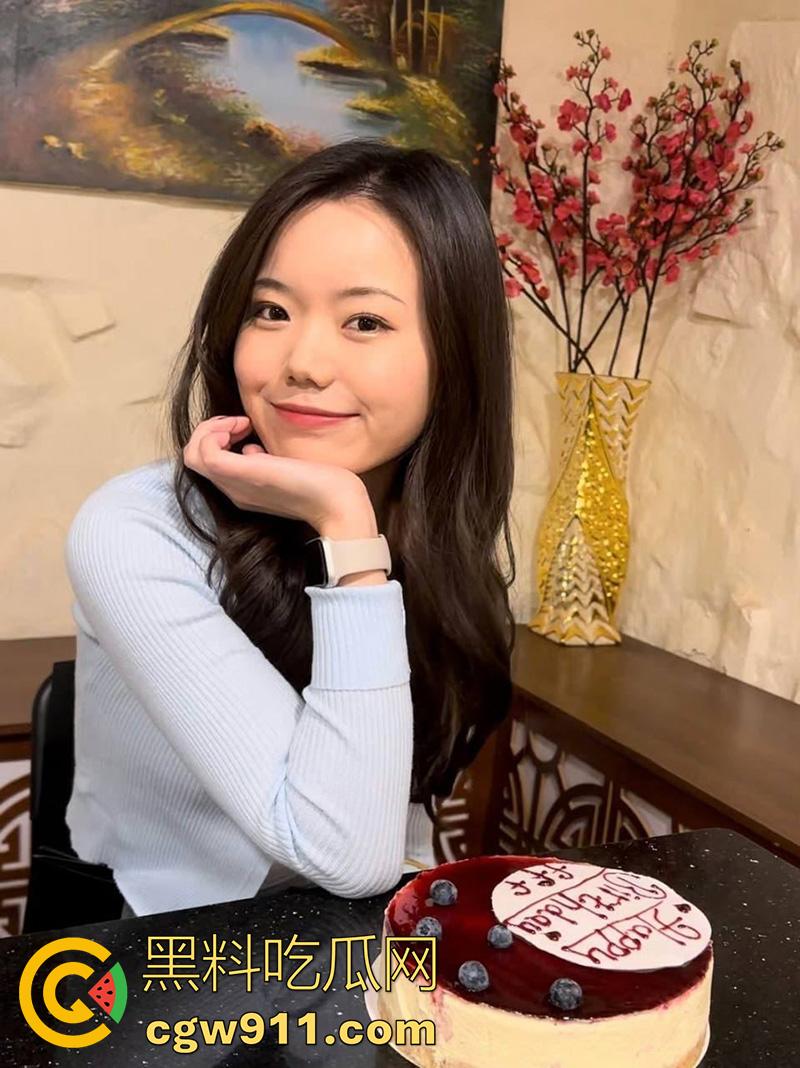 白天叫大哥晚上操你老婆！义乌已婚网店老板娘【赵佳佳】，偷情自家员工跪地吃鸡，偷情给老公戴绿帽遭曝光！-2