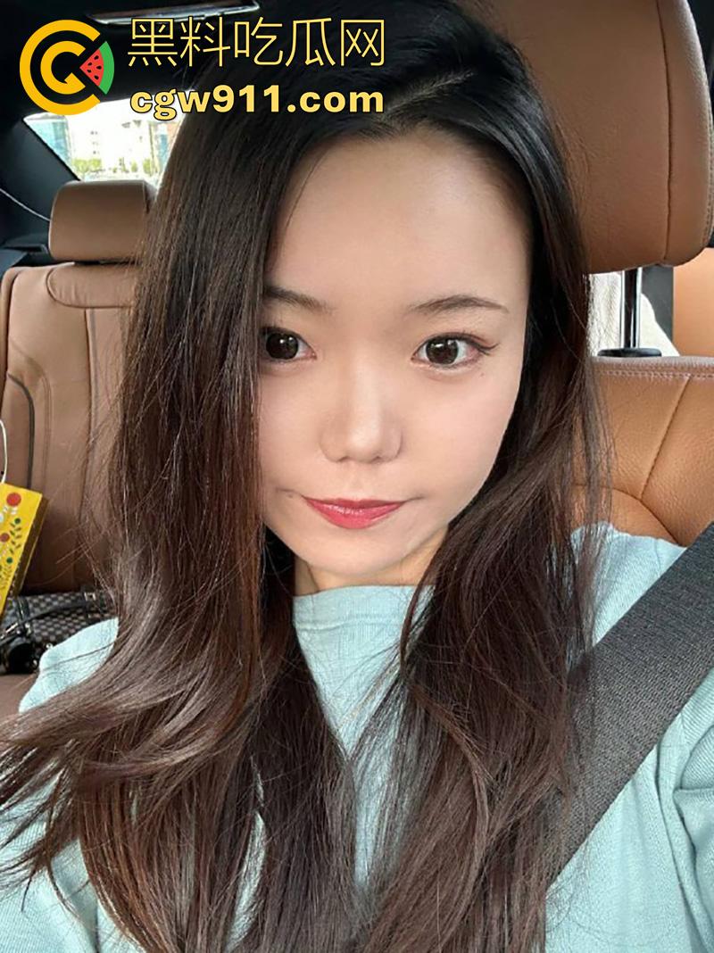 白天叫大哥晚上操你老婆！义乌已婚网店老板娘【赵佳佳】，偷情自家员工跪地吃鸡，偷情给老公戴绿帽遭曝光！-4