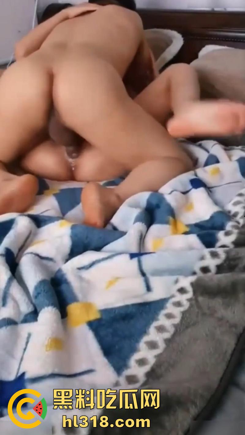 韩国约炮大神【韩国风流爸爸】，老牛吃嫩草专业户，最新约炮极品身材大学生，后入爆操淫叫不断-5