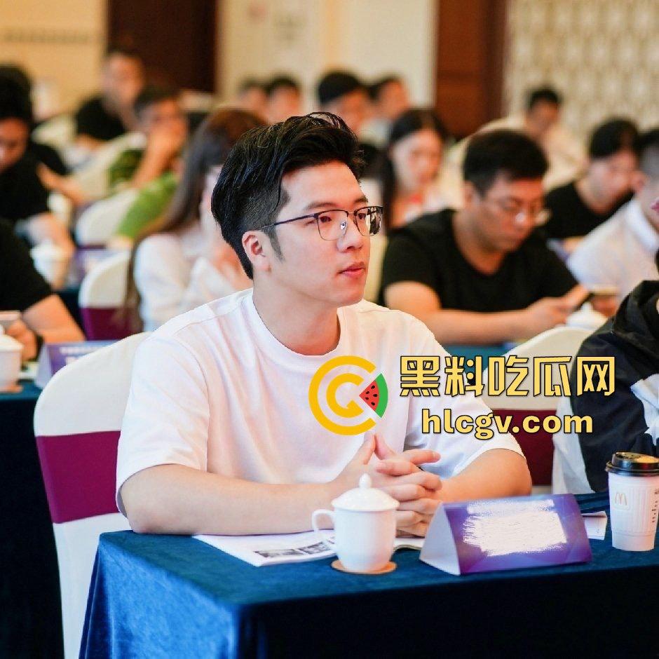 江明通电器厂长『许张胤』渣男本色曝光！婚前试爱不雅视频被炮友泄出，热搜爆炸余姚这波牛了！-1