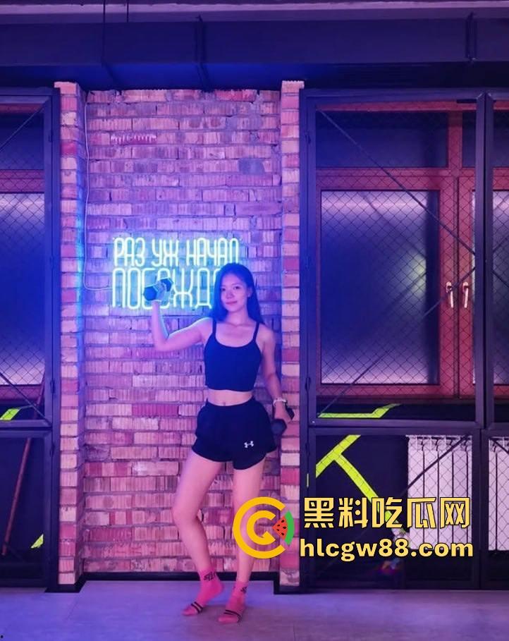 中石油国际天然气集团财务会计【杨溢】英国华威金融管理高材生，出轨约炮骚母狗被大鸡巴操坏了！-5