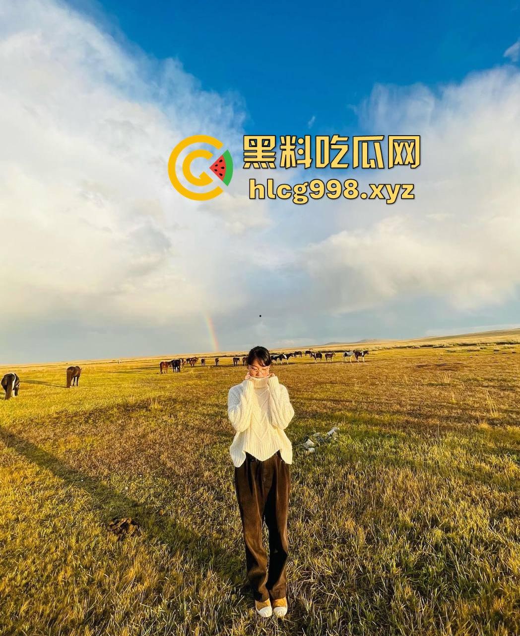 西藏20岁火辣妹子【诺诺熙】闺蜜换夫！四人激情交换视频曝光，玩得毫无底线！-11