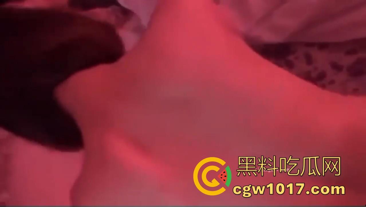 黑料探店系列!真实走进美团高星私人电影院,价格只能说略贵,能操能扣为所欲为,这身材颜值物超所值!-13