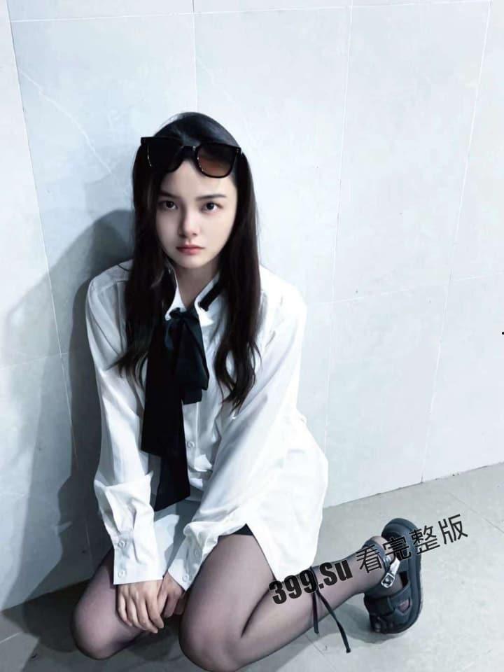 重庆21岁学生妹 曹兴运 分手后遭前男友曝光生活照和性爱视频  传播其是条性欲超强的反差母狗  至今任能偶尔约出来做爱-5