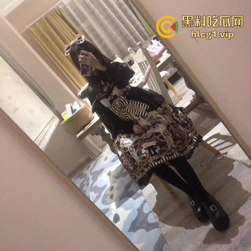 瓜友曝光极品女友 【张佳】 骚货一插就原形毕露骚得一逼 附生活照！-8