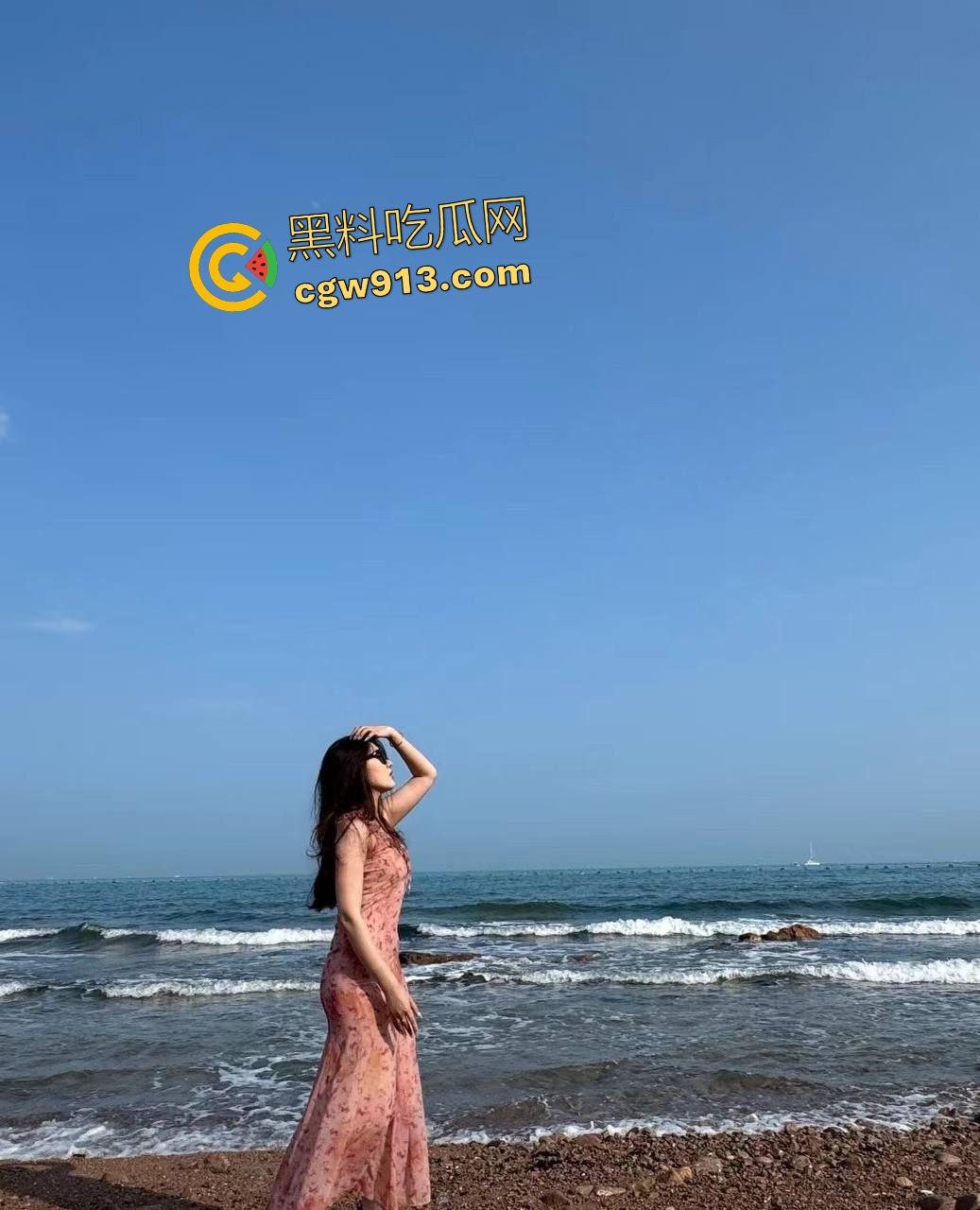 唐山初中生【徐明凤】沉迷内射！颜射精致小脸还舔干净吞精，被男友捆绑发出鸡一般的呻吟声！-1