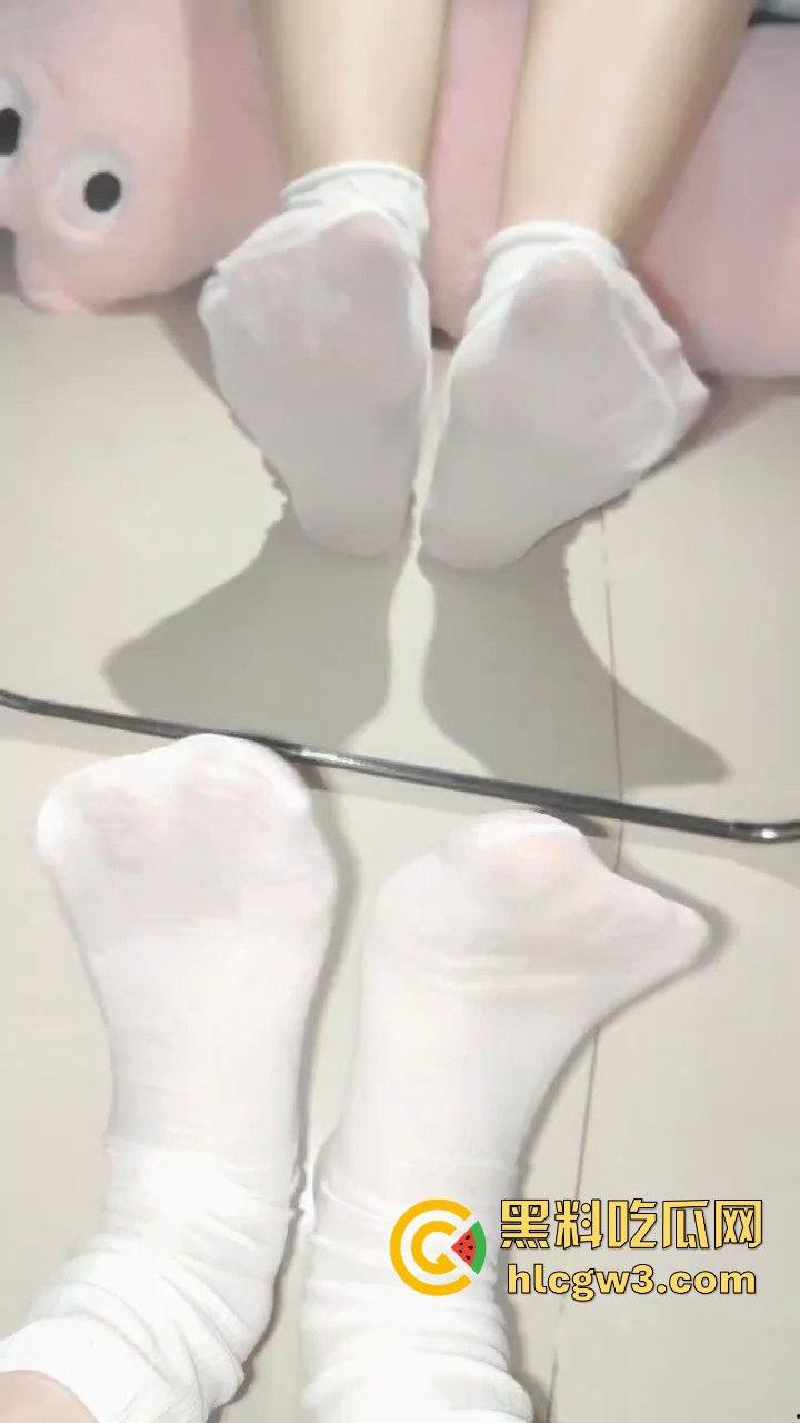 常德骚货【黄诗涵】的真实身份曝光 从长沙6号公馆KTV到常德私人影院，骚劲儿卖遍全城-4