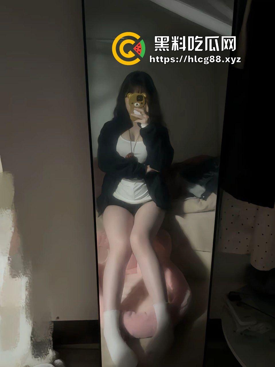 抖音纯欲御姐反差婊【阴雨天】后妈般的身材私拍一览无余，骚臀女上位夹吸肉棒淫荡调教！-3