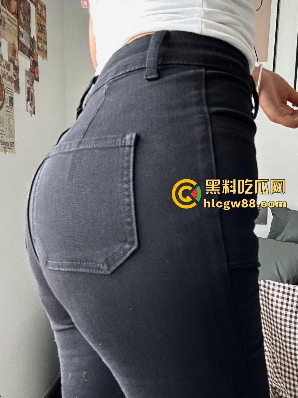 四川榨精机器丰满肉感少妇【黄静】找长期炮友各种爆操满足骚逼，在她屁股下撑不了1分钟！-3