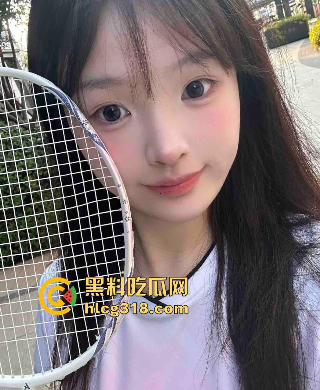 深圳18岁毕业嫩妹刚毕业就当鸡，张口就5000包夜，2500连口都不给，瓜友砸钱要曝光小辣鸡！-17