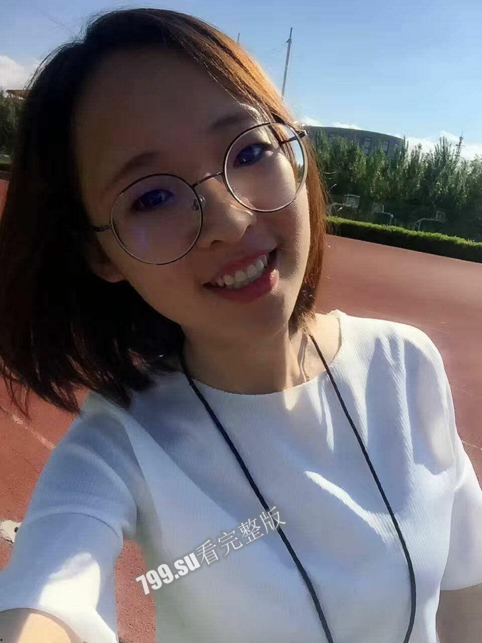 沈阳巨乳学生妹 性爱视频流出 戴上眼镜骚的一批-7